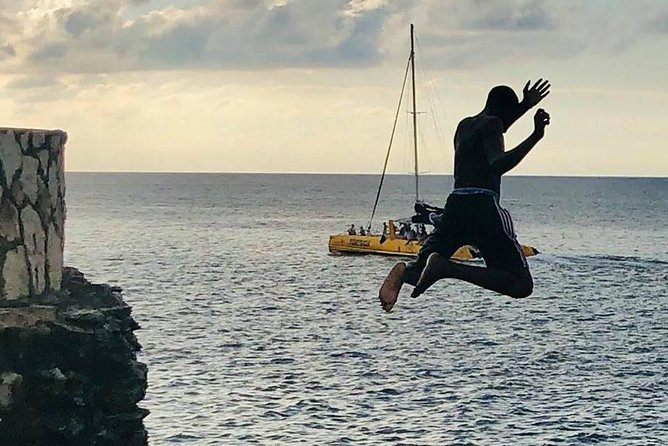 Negril One Love Bus Bar Crawl - The Pros and Cons: What Travelers Say