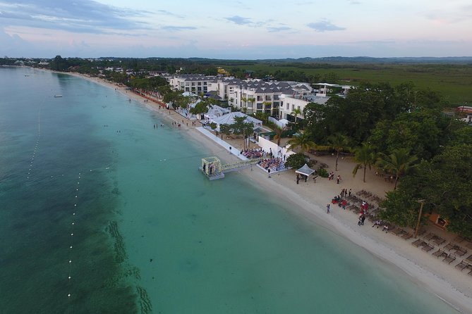 Negril's 7 miles Beach and Rick's Café - Discover Negril’s Highlights with a Guided Tour to Seven Mile Beach and Rick’s Cafe