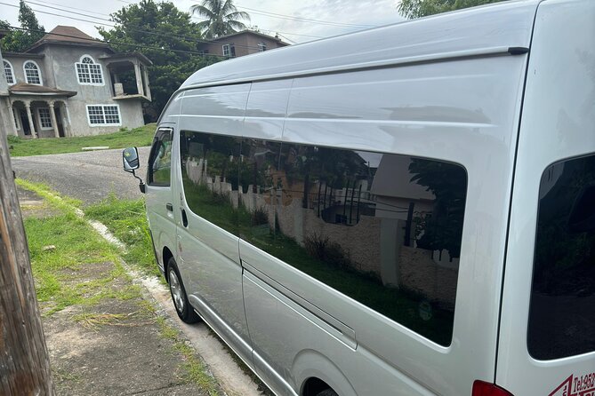 Montego Bay Airport and Grand Lido Negril Private Shuttle - The Journey: Comfort and Scenery