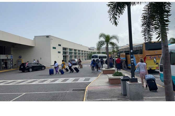 Montego Bay Airport Transfers TO/FROM Negril Hotels/Villas/Airbnb - Why This Transfer Stands Out