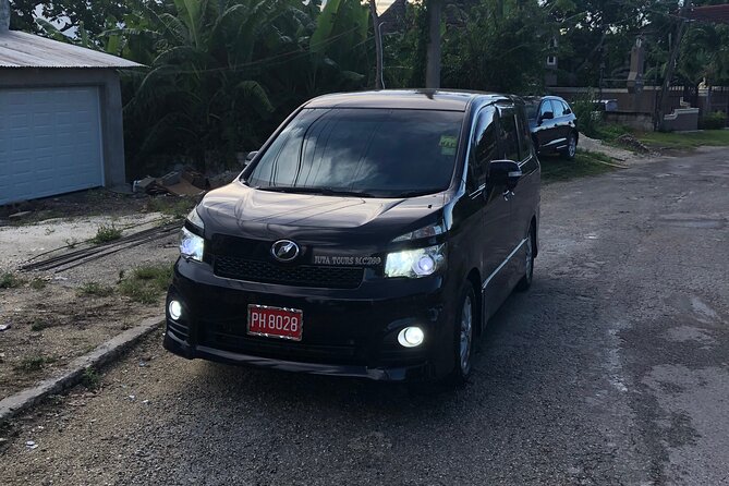 Airport Round-Trip Transfers To Negril From Sangsters International Airport - Who Should Consider This Transfer?