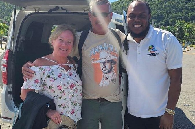 Kingston to North Coast Tour with Private Transfer - The Experience of Visiting Jamaican Icons
