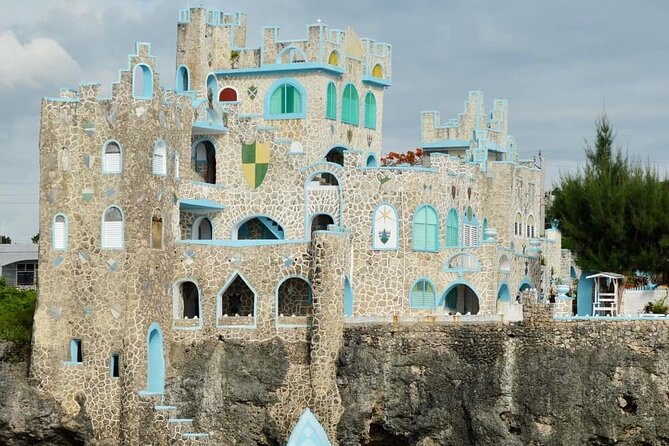 Negril PRIVATE CHARTER Catamaran (rate for 21 persons) - FAQ