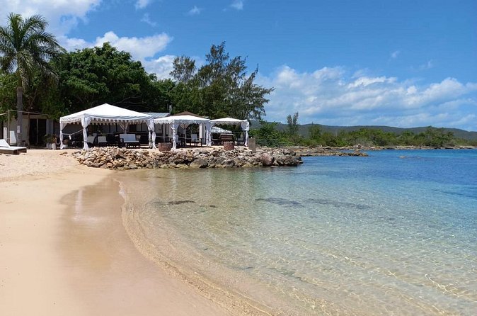 Ocho Rios: Bamboo Beach Club VIP Access with Lunch and Cocktails - Practical Details and Tips
