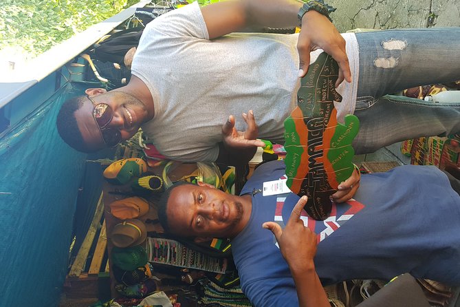 Private Montego Bay Airport Transfer***HOTELS to OCHO RIOS***VIP - The Sum Up