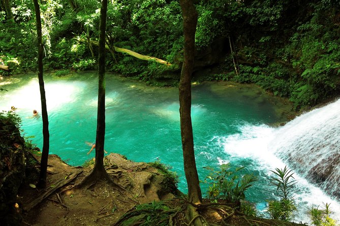 Blue Hole Private Tour from Ocho Rios with Pickup - FAQ