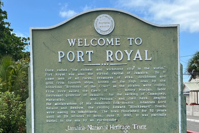 A Real Taste of Jamaica Explore like never Before - Visiting Bob Marleys Mausoleum: Roots of Reggae