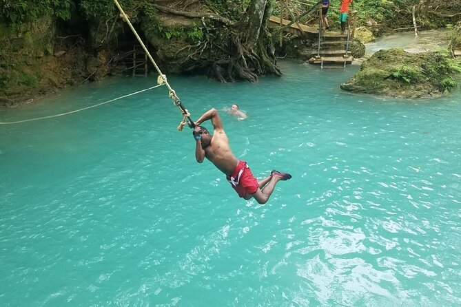 Ocho Rios Blue Hole and Beach with Stops for Lunch and Shopping - Who Should Consider This Tour?