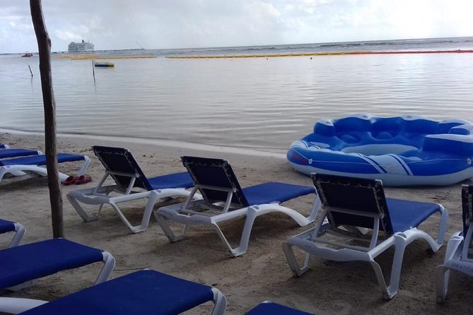 A day at the beach at Los Arrecifes Restaurant-open Bar And Snack - Practical Tips for Your Day at Los Arrecifes