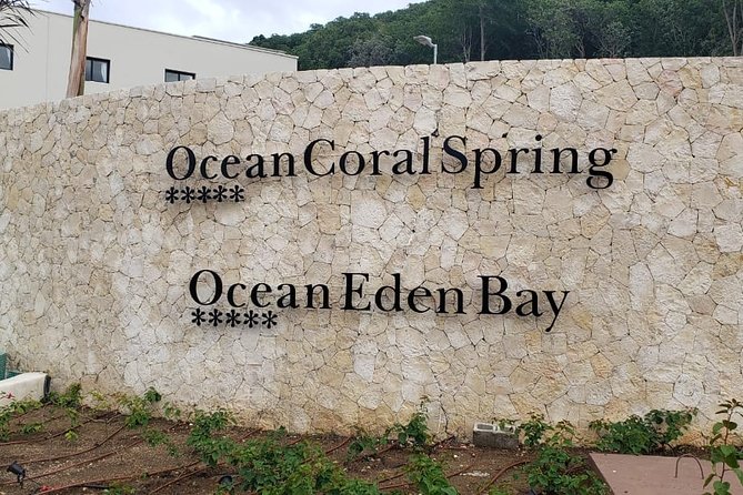 Montego Bay Airport to Ocean Coral Spring Private Transfers - FAQs