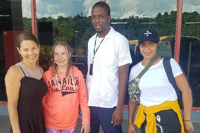 Private Airport Transfer to Royalton White Sands/Blue Waters Hotel - Quick Overview