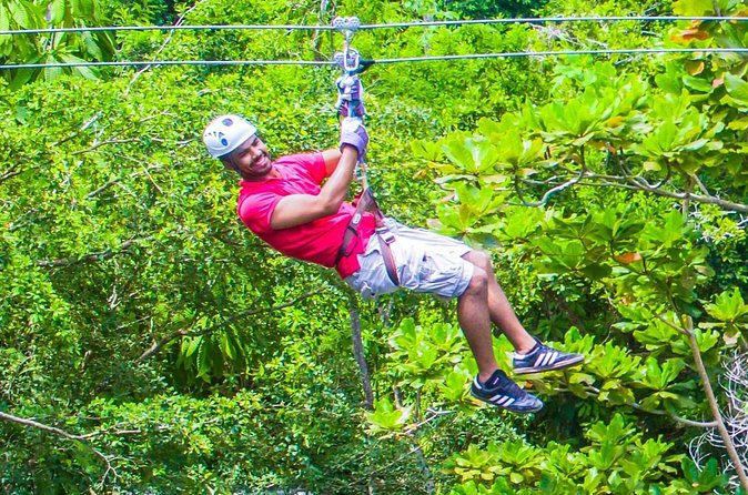 Falls Flyer Zipline and Dunn's River Falls Adventure Tour from Falmouth - FAQs