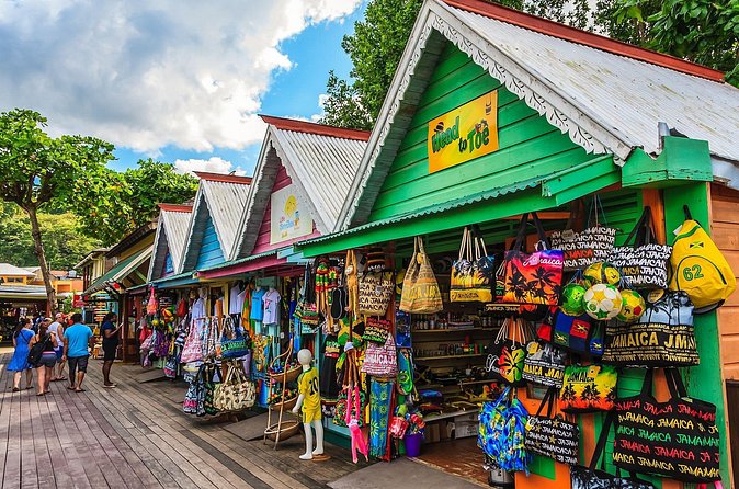 Luminous Lagoon and Shopping - Authentic Insights and Traveler Tips