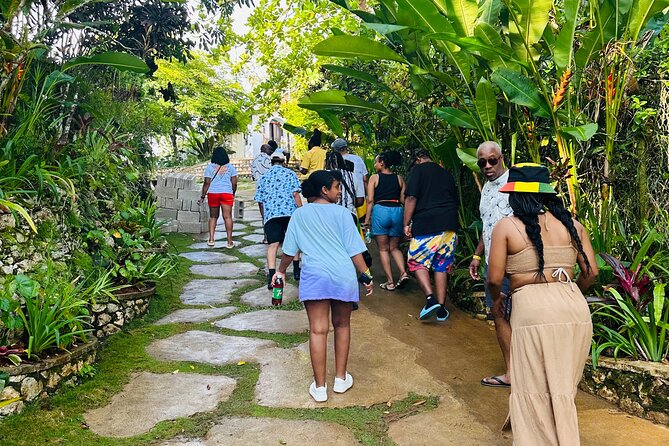 Private Bob Marley Mausoleum Guided Tour - A Deep Dive into the Experience