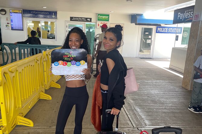 Excellence Oyster bay EXCLUSIVE private airport transfer - Key Points