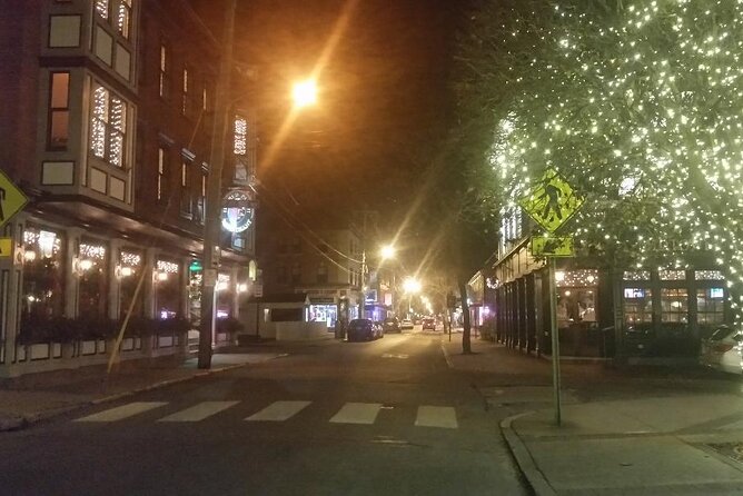 Newport Foodies Winter Stroll A Culinary Journey Through History - Detailed Breakdown of the Experience