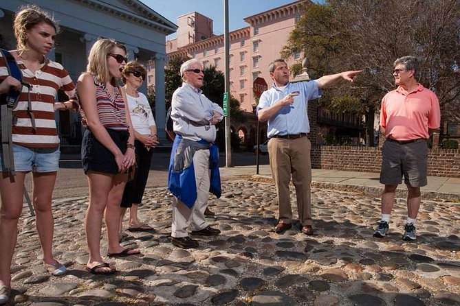 Historic Charleston Walking Tour: Rainbow Row, Churches, and More - Exploring Charleston: A Deep Dive Into the Walking Tour