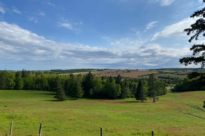 Self Guided Audio Driving Tour of the North Shore of PEI - PEI National Park and Cavendish Cliffs