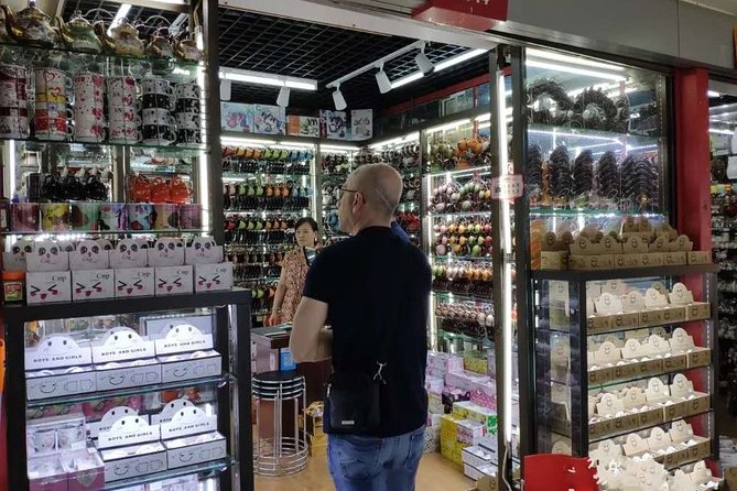 Yiwu Private Professional English Guide Service - Who Will Benefit Most From This Tour?