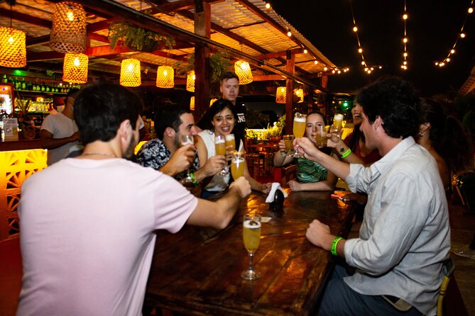 Group Night Experience: Cartagena's Best Pub Crawl all included! - A Night to Remember in Cartagena: The Pub Crawl Experience
