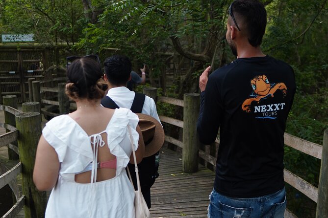 Full-Day Tour Baru - National Aviary and Playa Blanca + Bioluminescent Plankton - Who Would Love This Tour?