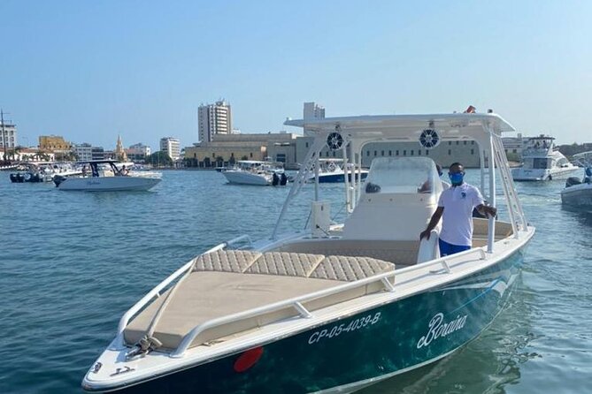 Boraina, 34 FT Luxury boat rental in Cartagena - Why Choose Boraina?