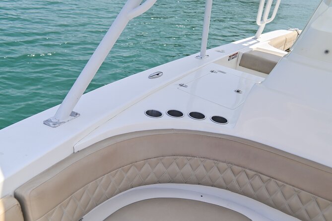 Boraina, 34 FT Luxury boat rental in Cartagena - Key Points