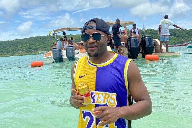 Cholón Island with Music Lunch and Drinks - Who Will Love This Tour?