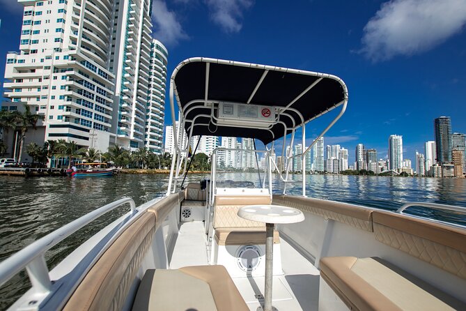 Full Day Private Tour of the Rosario Islands by Boat 29/30 ft - FAQ