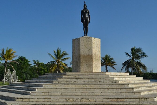 Full BILINGUAL CITYTOUR, Castle Entrance and Monuments - In-Depth Review of the Cartagena City Tour