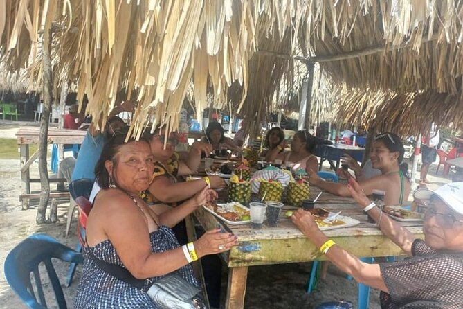 Visit Cholon & Baru with lunch - Who Should Consider This Tour?