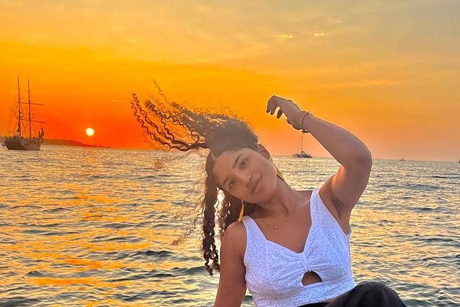 Open bar sunset party in the bay sharing with natives - Who Will Get the Most Out of This Experience?