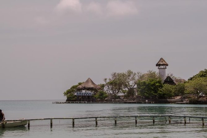 Rosario Islands Day Trip: Snorkel & Sunbathe at Isla del Sol - Exploring the Rosario Islands: A closer look