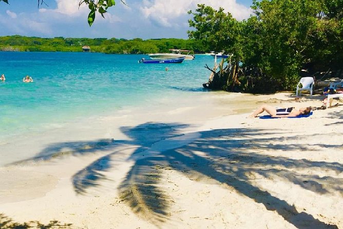 Full day rosario island, cholon, agua azul, baru and free snorkell - Pricing and Value: Is It Worth It?