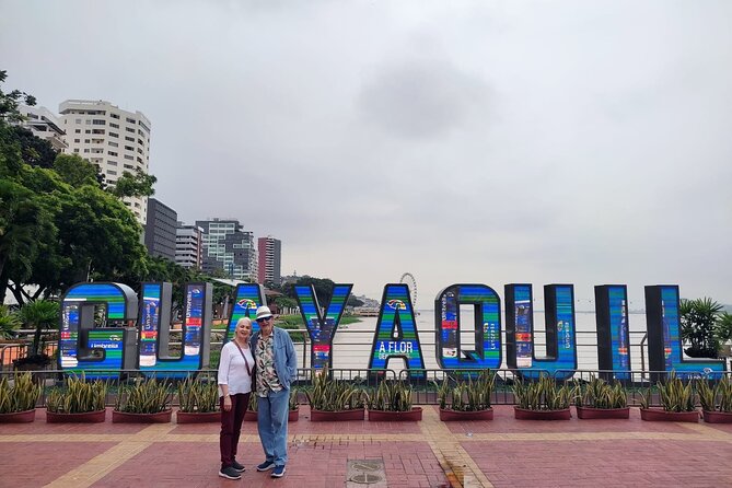 Walking through the City of Guayaquil - Key Points