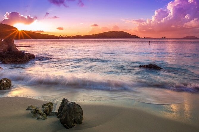 St. John Sail with Bar and Hors d'Oeuvres to Lovango Dinner - Key Points