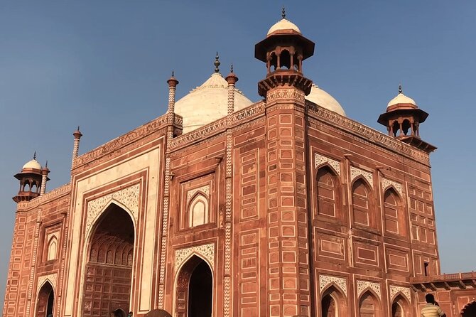 Timeless Beauty Taj Mahal Experience - The Taj Mahal – An Architectural Marvel