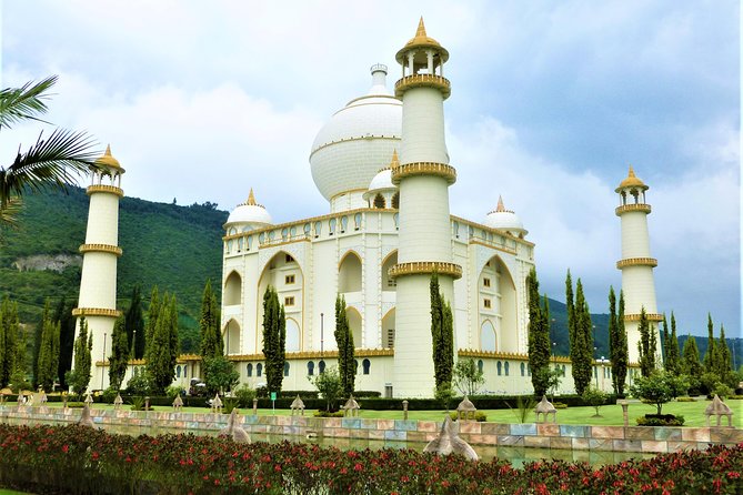 Jaime Duque Park and Salt Cathedral: 2 Unique Experiences Near Bogotá - Exploring the Tour in Depth