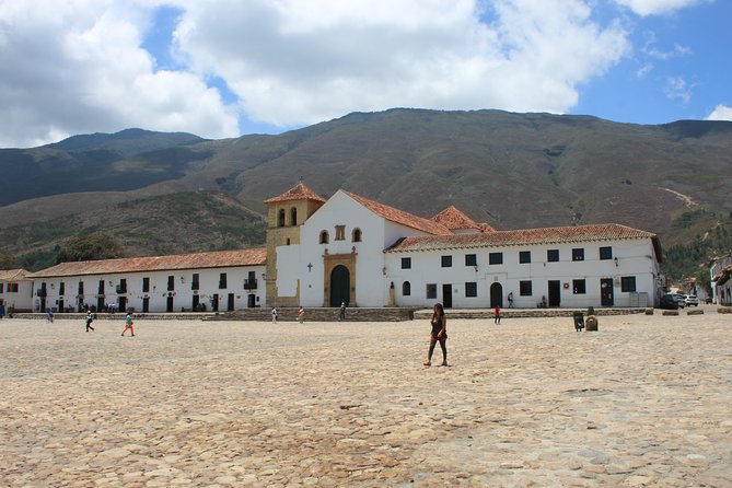 Discover Villa de Leyva, a colonial and historic town and enjoy the vineyard. - A Deep Dive into the Experience