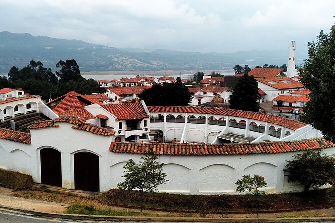 *Private tour* to Guatavita sacred lagoon + Nemocon salt mine - Authentic Experiences and Authenticity