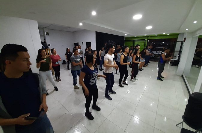 Face-to-face dance classes in Bogotá. La Candelaria - FAQs