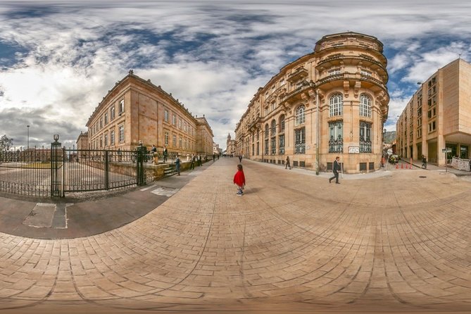 3h 30 -Hour StopOverWalking Tour: Bogota Historical Center - A Deep Dive Into Bogotá’s Top Sights in 3.5 Hours
