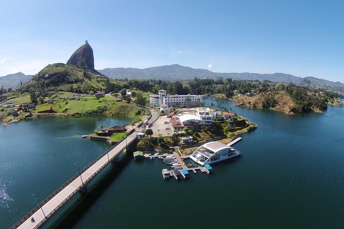 Guatape colorfull town - Key Points