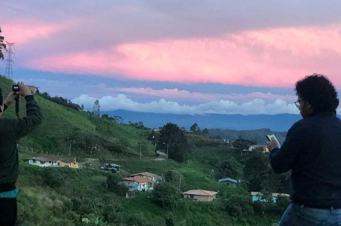 Exotic flowers farm and silleteros cultural tour - Key Points