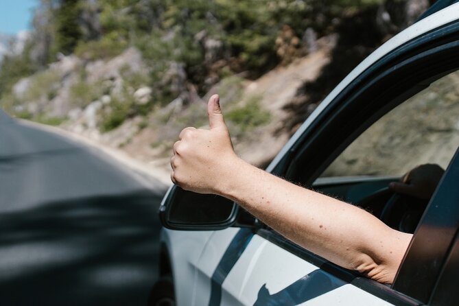 Night-time Private transfer service from or to Medellín Airport - Why Choose This Night-time Private Transfer?