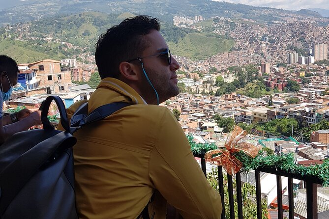 Private Tour in Comuna 13 with cable car (culture, street art and graffiti) - The Sum Up