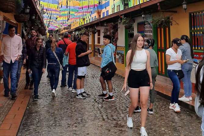 Guatape Guided Tour From Medellin - Authenticity and Atmosphere