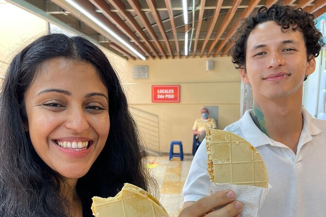 Vegetarian Food Tasting Downtown Medellin - Key Points