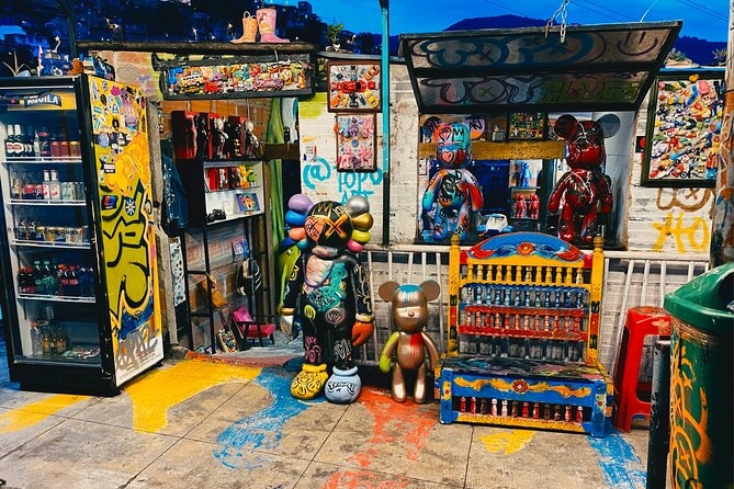 Downtown Medellin, Pueblito Paisa, and Comuna 13 Private Tour - The Tour Itinerary: A Step-by-Step Breakdown