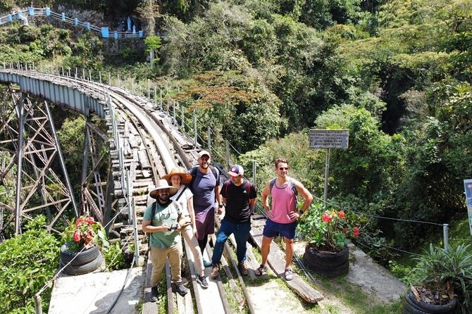 Hiking on the old Amaga railway - FAQs